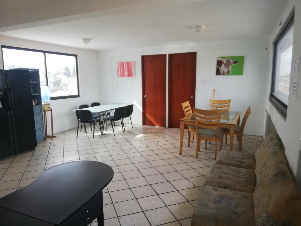Hostal Avante Toluca Exterior photo